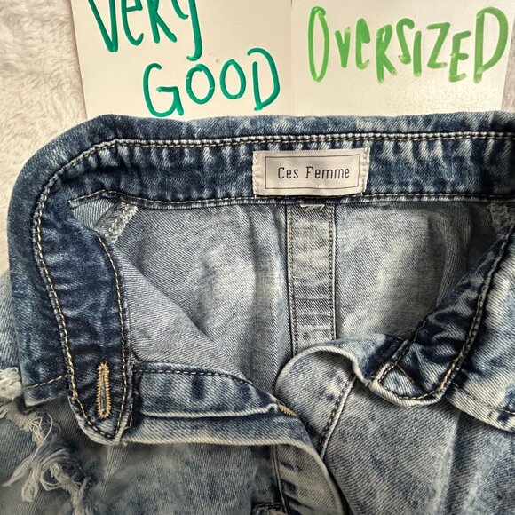 Ces Femme Womens Blue Distressed Demin Jean Jacket Large SharkBite Hem Oversized - Picture 4 of 10
